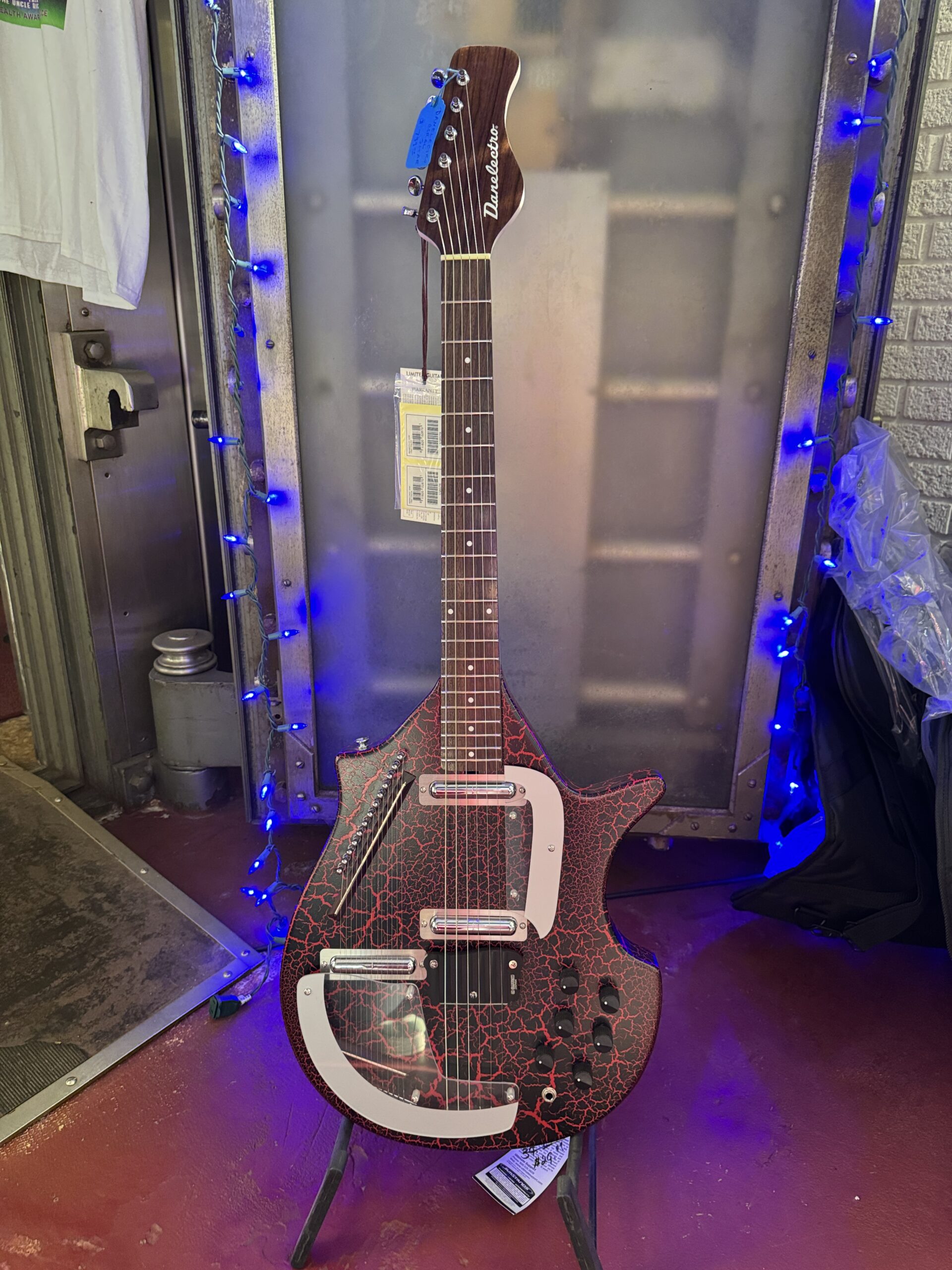 Danelectro Coral Electric Sitar – International Vintage Guitars